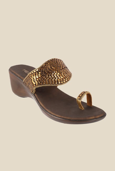 Metro Antique Gold Toe Ring Wedges Metro Antique Gold Toe Ring Wedges