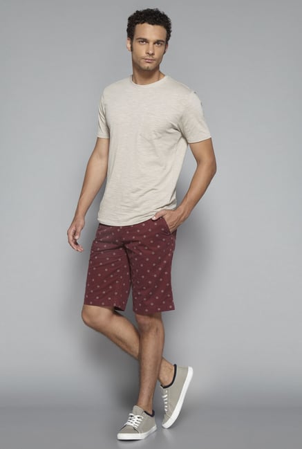 Westsport by Westside Maroon Slim Fit Shorts Westsport by Westside Maroon Slim Fit Shorts