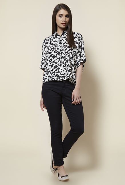 Zudio White Kenny Relaxed Fit Blouse Zudio White Kenny Relaxed Fit Blouse