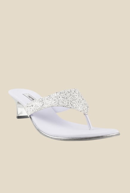 Metro White Thong Sandals Metro White Thong Sandals