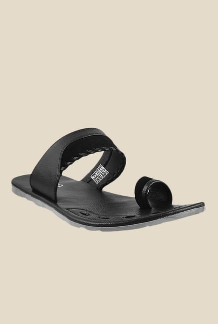Metro Black Toe Ring Sandals Metro Black Toe Ring Sandals