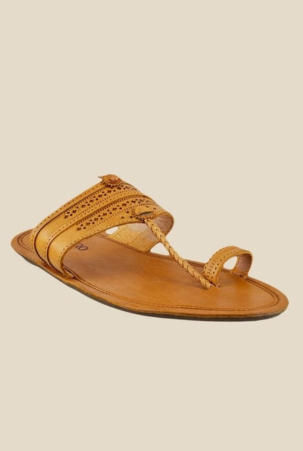 Metro Beige Toe Ring Sandals Metro Beige Toe Ring Sandals