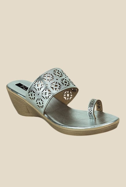 Kielz Silver Toe Ring Wedges Kielz Silver Toe Ring Wedges