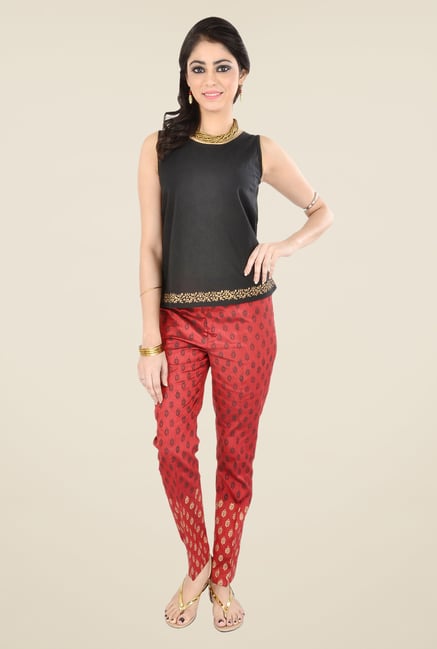 9rasa Red Printed Pants 9rasa Red Printed Pants