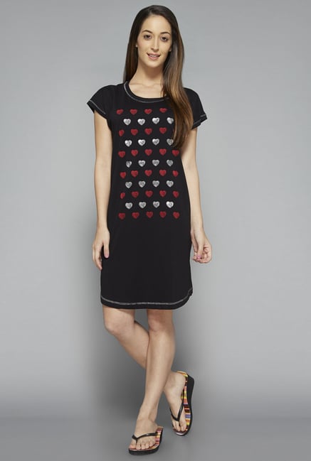 Intima by Westside Black Heart Print Nightdress Intima by Westside Black Heart Print Nightdress