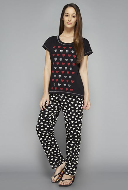 Intima by Westside Black Heart Print Pyjama Set Intima by Westside Black Heart Print Pyjama Set