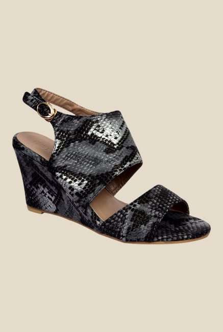 Notion Kimberly Black Back Strap Wedges Notion Kimberly Black Back Strap Wedges