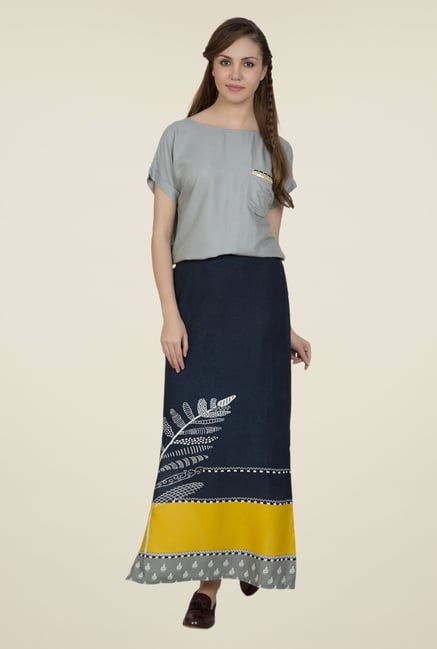 Desi Belle Navy Printed Skirt Desi Belle Navy Printed Skirt