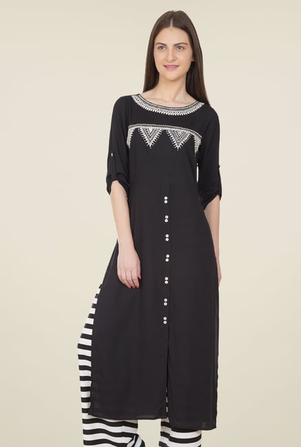 Desi Belle Black Embroidered Kurti Desi Belle Black Embroidered Kurti