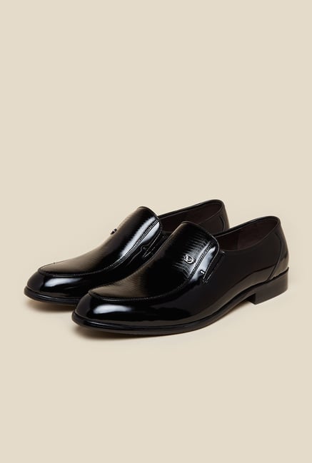 Da Vinchi by Metro Black Slip-On Shoes Da Vinchi by Metro Black Slip-On Shoes