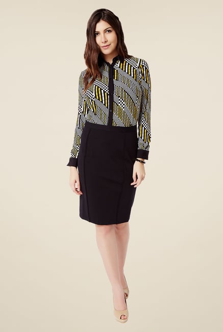 Avirate Black Solid Skirt Avirate Black Solid Skirt