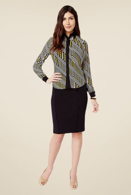 Avirate Black & Yellow Printed Top Avirate Black & Yellow Printed Top