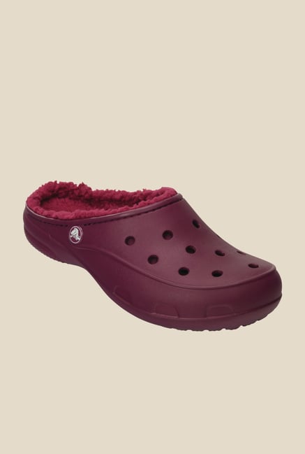 Crocs Freesail PlushLined Plum Clogs Crocs Freesail PlushLined Plum Clogs