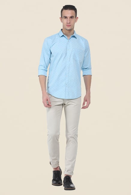 Basics Grey Solid Elastane Tapered Fit Chinos Basics Grey Solid Elastane Tapered Fit Chinos