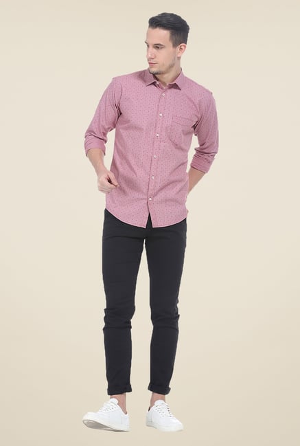 Basics Black Solid Elastane Tapered Fit Chinos Basics Black Solid Elastane Tapered Fit Chinos