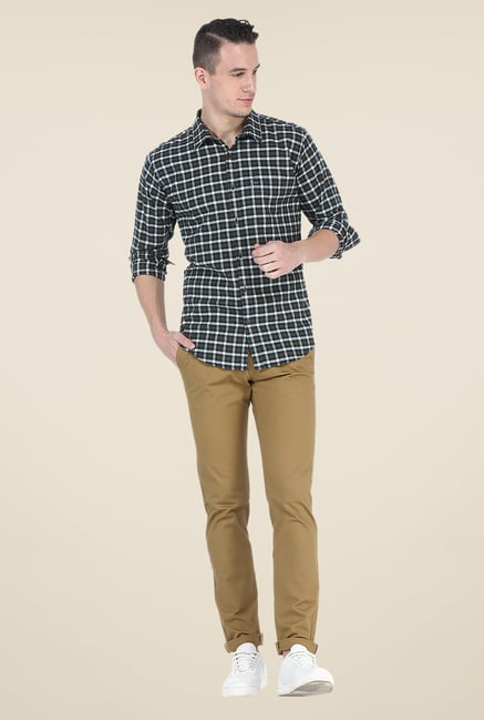 Basics Khaki Solid Elastane Tapered Fit Chinos Basics Khaki Solid Elastane Tapered Fit Chinos