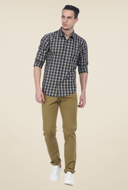 Basics Khaki Solid Elastane Tapered Fit Chinos Basics Khaki Solid Elastane Tapered Fit Chinos