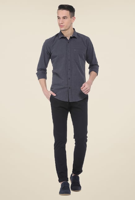 Basics Black Solid Elastane Tapered Fit Chinos Basics Black Solid Elastane Tapered Fit Chinos