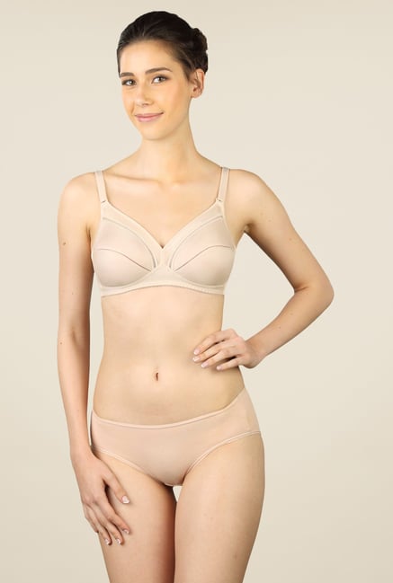 Triumph Beige Solid Seamless Bra Triumph Beige Solid Seamless Bra