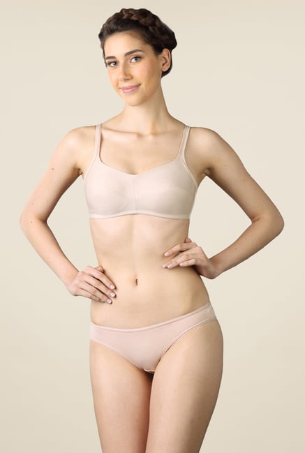Triumph Beige Solid Seamless Bra Triumph Beige Solid Seamless Bra