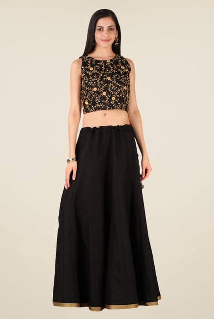 Studio Rasa Black Bhagalpuri Dupion Kalidaar Lehenga Set Studio Rasa Black Bhagalpuri Dupion Kalidaar Lehenga Set