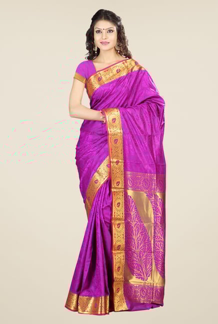 Janasya Purple Printed Kanchipuram Silk Saree Janasya Purple Printed Kanchipuram Silk Saree