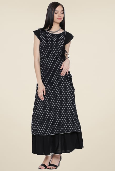 Aujjessa Black & White Printed Kurta Aujjessa Black & White Printed Kurta