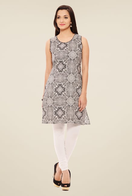 Rigo Black & White Printed Kurti Rigo Black & White Printed Kurti