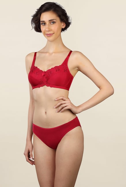 Triumph Maroon Padded Bra Triumph Maroon Padded Bra