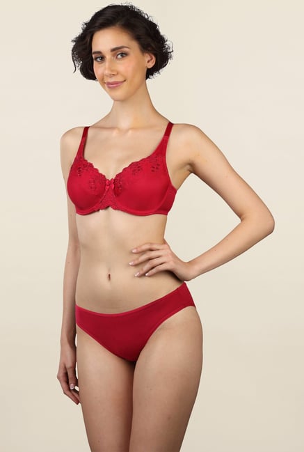 Triumph Maroon Padded Bra Triumph Maroon Padded Bra