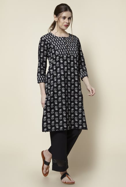 Zudio Black Floral Print Kurta Zudio Black Floral Print Kurta