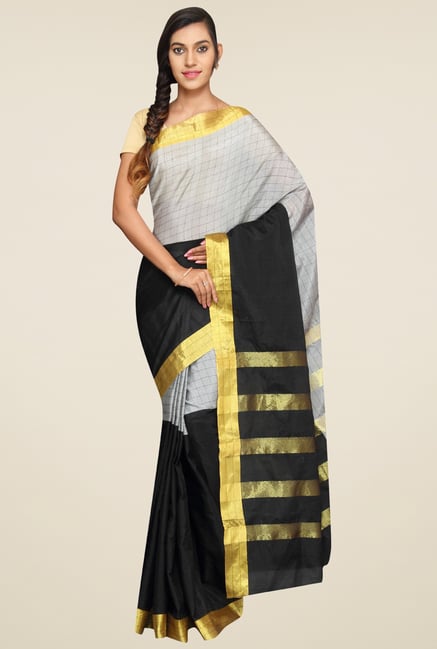 Pavecha Grey Checkered Saree Pavecha Grey Checkered Saree