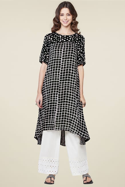 Global Desi Black Printed Elbow Sleeves Kurta Global Desi Black Printed Elbow Sleeves Kurta