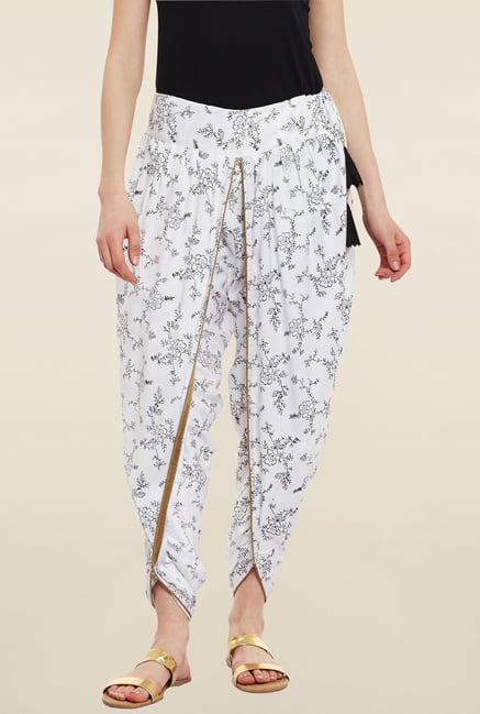 9rasa White Block Print Dhoti Pant 9rasa White Block Print Dhoti Pant