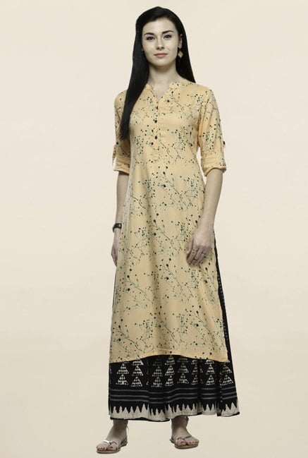 Varanga Peach & Black Printed Kurta With Palazzo Varanga Peach & Black Printed Kurta With Palazzo