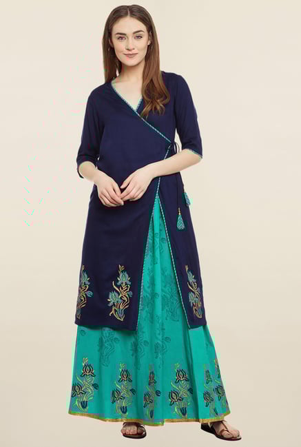 9rasa Navy Embroidered Kurta 9rasa Navy Embroidered Kurta