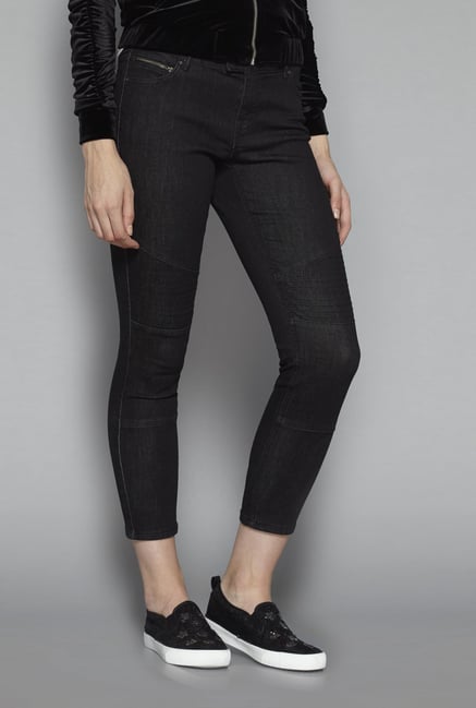 Nuon by Westside Black Cropped Jeans Nuon by Westside Black Cropped Jeans