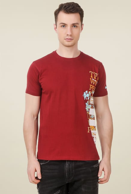 Spunk Red Round Neck Cotton T-Shirt Spunk Red Round Neck Cotton T-Shirt
