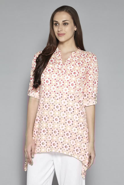 Utsa by Westside Peach Printed Kurti Utsa by Westside Peach Printed Kurti