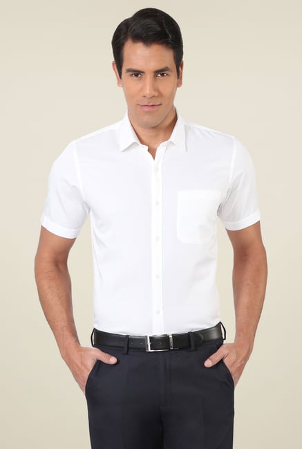 Peter England White Checks Half Sleeves Shirt Peter England White Checks Half Sleeves Shirt