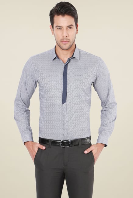 Van Heusen Light Grey Full Sleeves Slim Fit Shirt Van Heusen Light Grey Full Sleeves Slim Fit Shirt