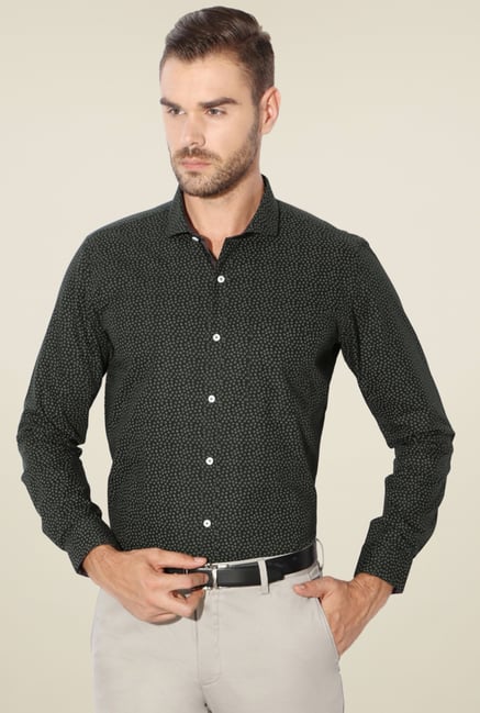 Van Heusen Olive Slim Fit Cotton Shirt Van Heusen Olive Slim Fit Cotton Shirt