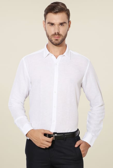 Van Heusen White Full Sleeves Shirt Van Heusen White Full Sleeves Shirt