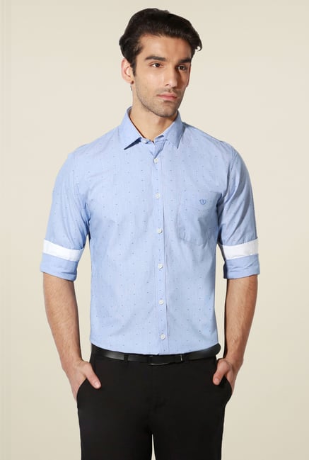 Van Heusen Light Blue Slim Fit Shirt Van Heusen Light Blue Slim Fit Shirt