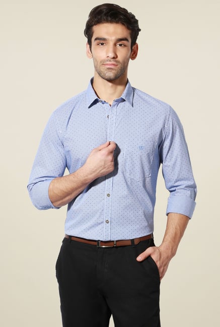 Van Heusen Light Blue Slim Fit Cotton Shirt Van Heusen Light Blue Slim Fit Cotton Shirt