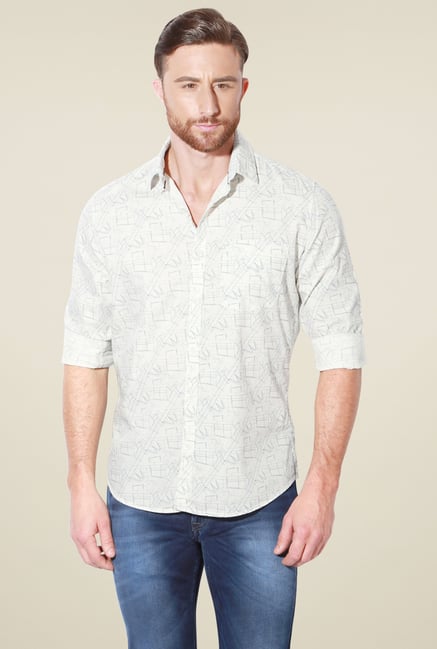 Van Heusen Off-White Slim Fit Full Sleeves Cotton Shirt Van Heusen Off-White Slim Fit Full Sleeves Cotton Shirt