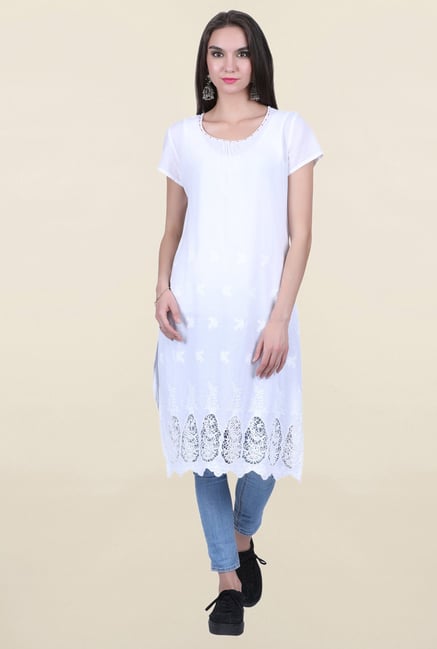 Juniper White Embroidered Kurta Juniper White Embroidered Kurta