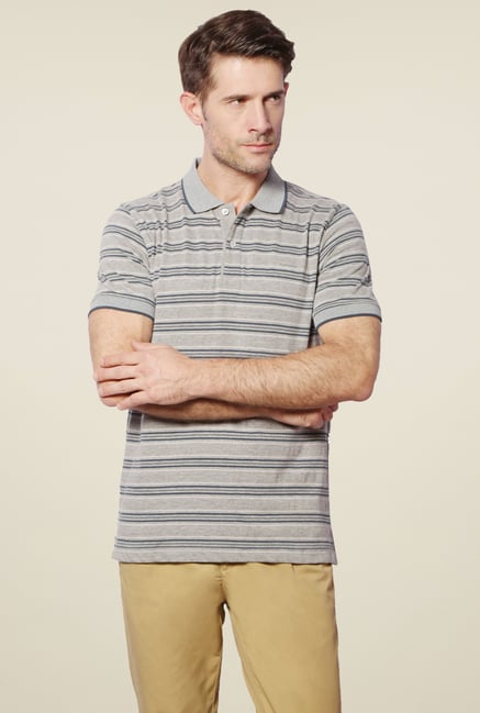 Van Heusen Grey Striped T-Shirt Van Heusen Grey Striped T-Shirt