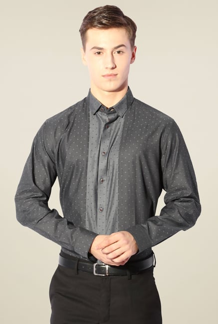 Van Heusen Dark Grey Full Sleeves Shirt Van Heusen Dark Grey Full Sleeves Shirt