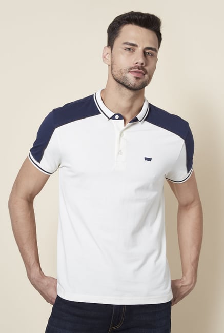 Levi's White Mock Collar Short Sleeves T-Shirt Levi's White Mock Collar Short Sleeves T-Shirt